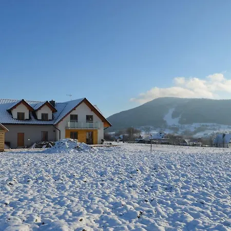 Na Wzgorzu * كاسينافييلكا